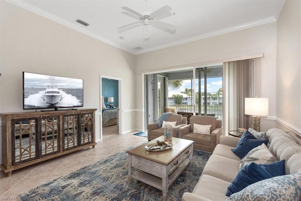 1182 Sweetwater Ln, Unit 1807, Naples, FL 34110 Photo