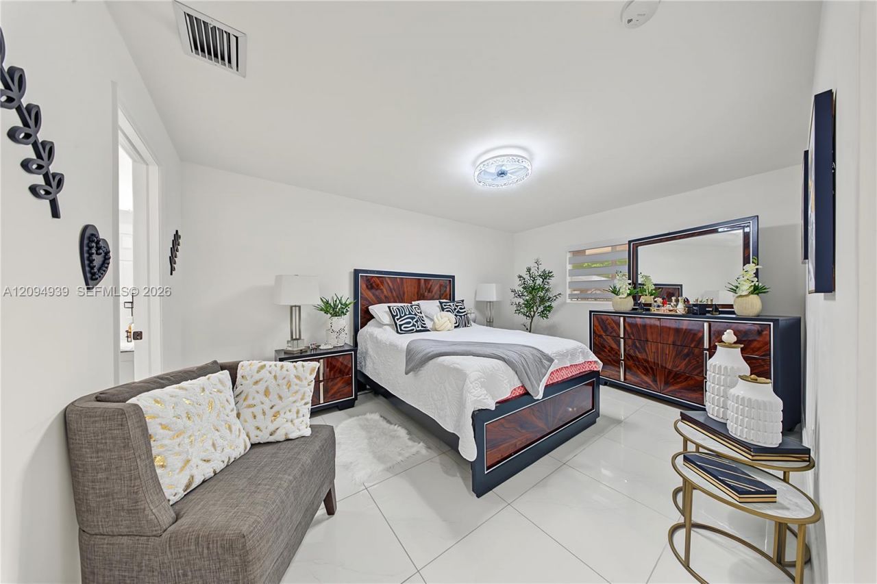 530 SW 7th Ave , Homestead, FL 33030 Photo