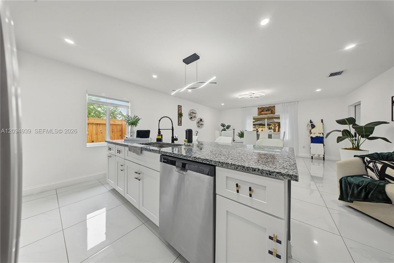 530 SW 7th Ave , Homestead, FL 33030 Photo