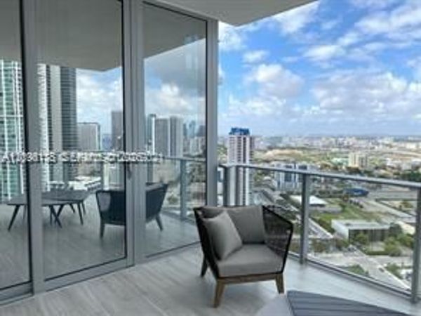 851 NE 1st Ave , Unit 2806, Miami, FL 33132
