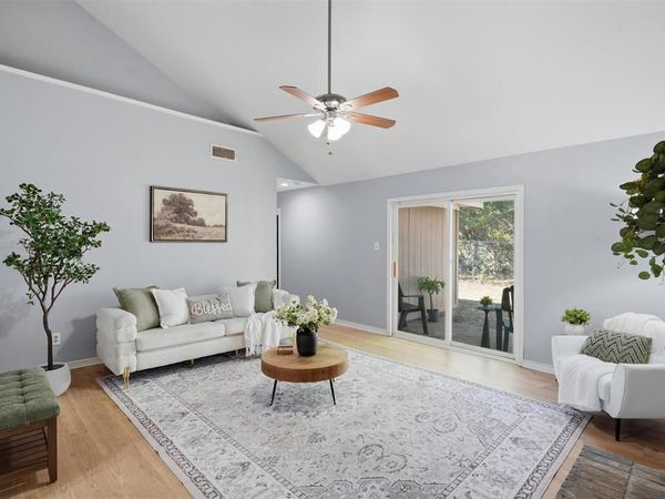 912 Turner Court, Cedar Hill, TX 75104