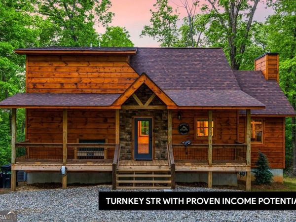 92 Windy Valley Lane, Blue Ridge, GA 30513
