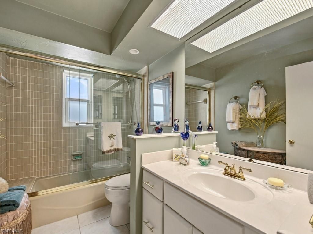 394 Bay Meadows Dr , Naples, FL 34113 Photo