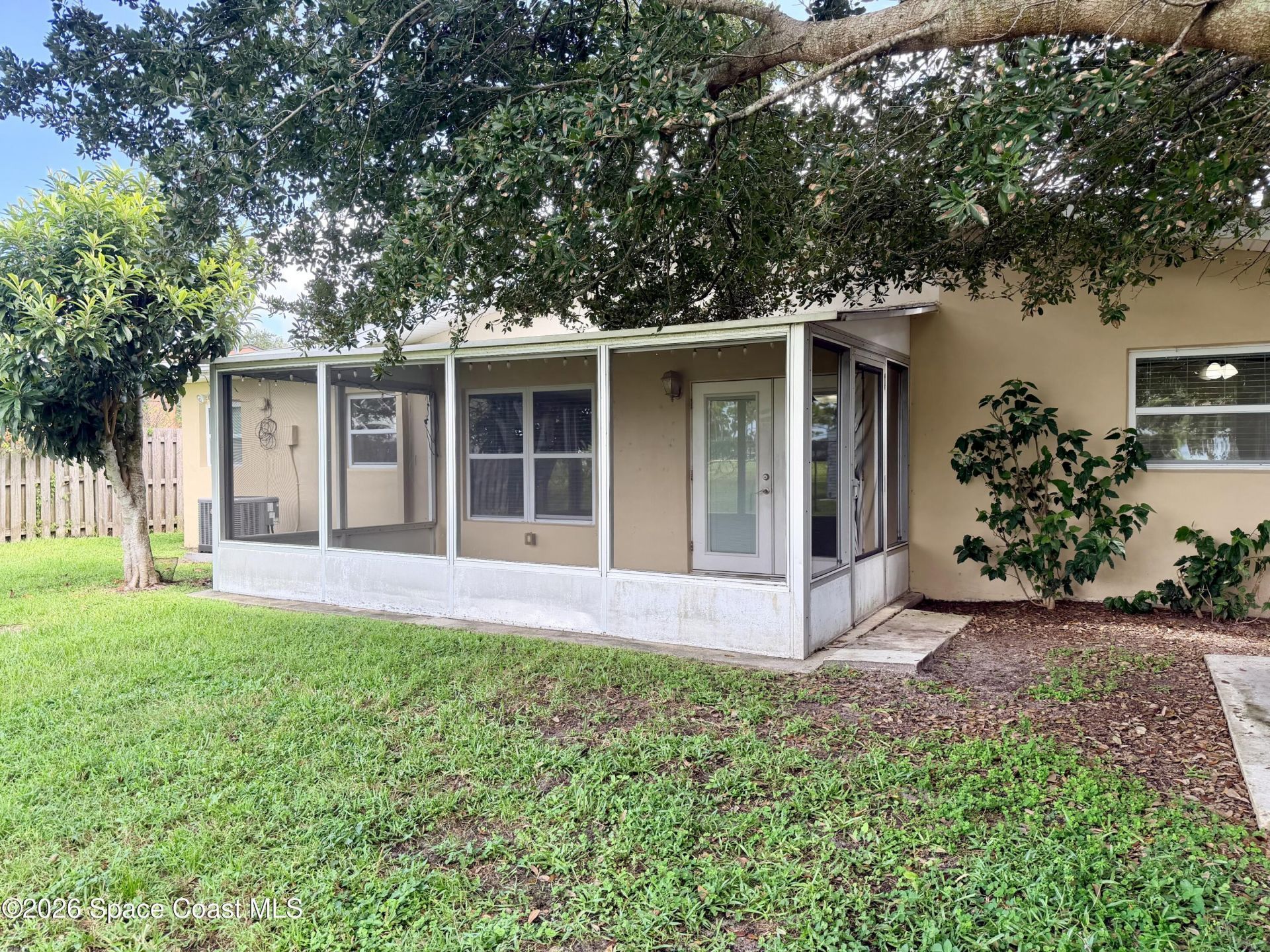 550 Comanche Avenue , Melbourne, FL 32935 Photo