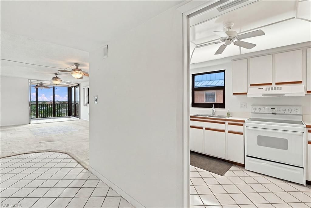 4280 SE 20th Pl , Unit 808, Cape Coral, FL 33904 Photo