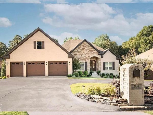 4501 Lochmoor, Jonesboro, AR 72405