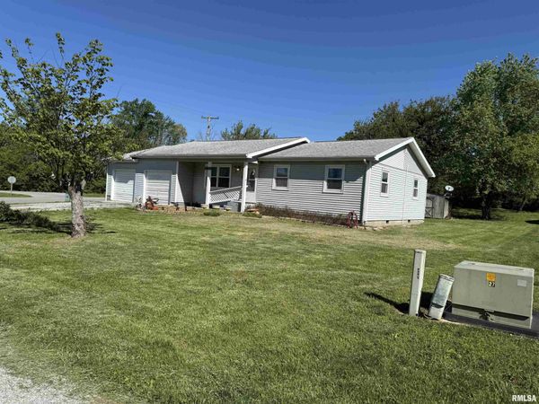 15 PECAN Street, Alto Pass, IL 62905