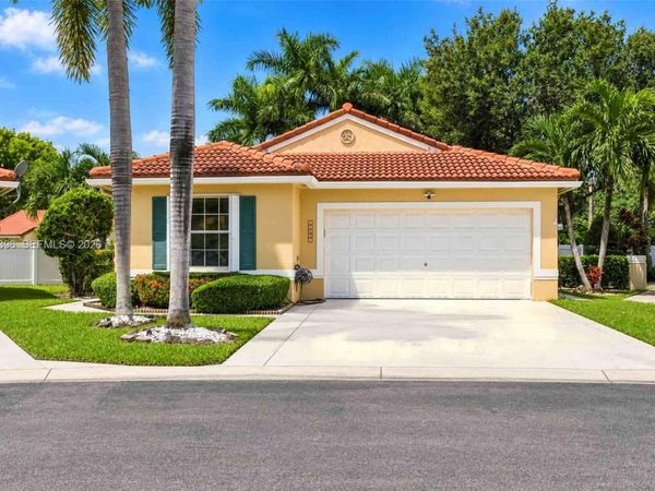 10937 NW 46th Dr , Coral Springs, FL 33076