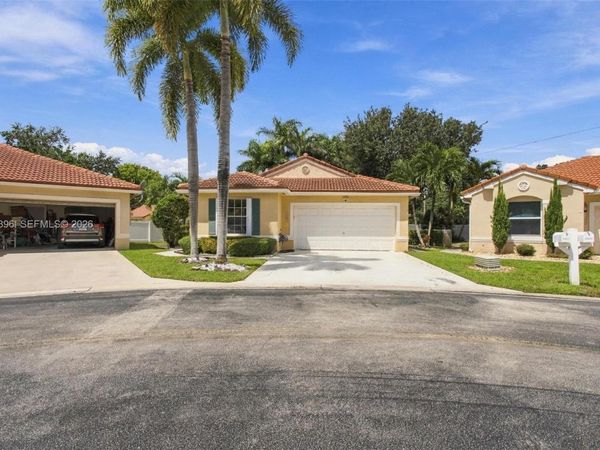 10937 NW 46th Dr , Coral Springs, FL 33076