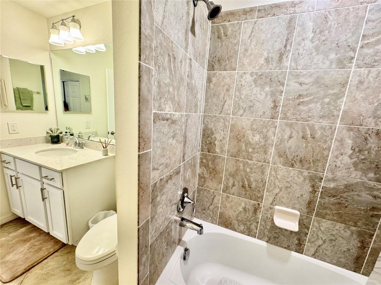1020 Tidewater Shores Loop, Unit 304, Bradenton, FL 34208 Photo