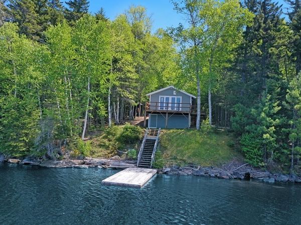 17 Duck Lane, Rockwood, ME 04478