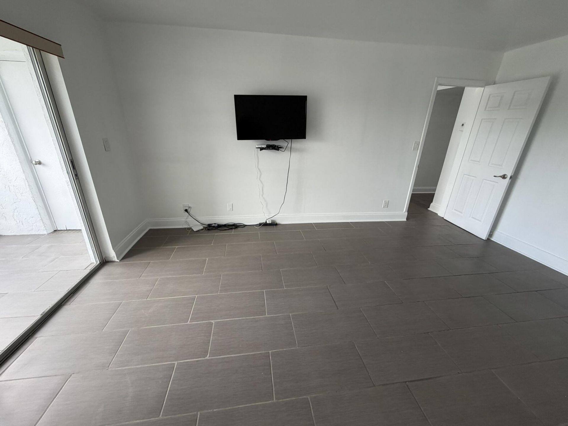 8105 NW 61st Street, Unit A306, Tamarac, FL 33321 Photo