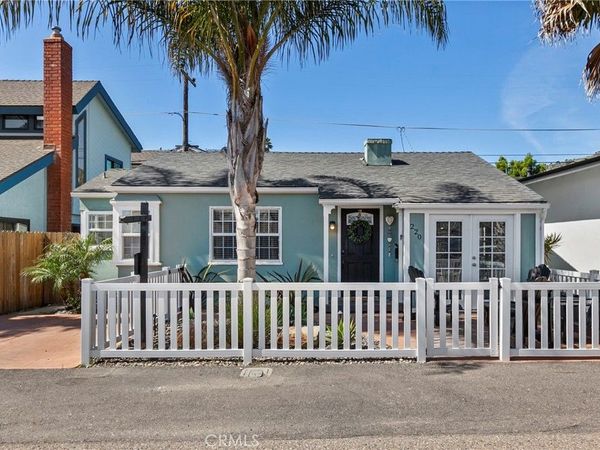 220 Capistrano Avenue, Pismo Beach, CA 93449