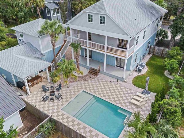 811 N Reus St, Pensacola, FL 32501