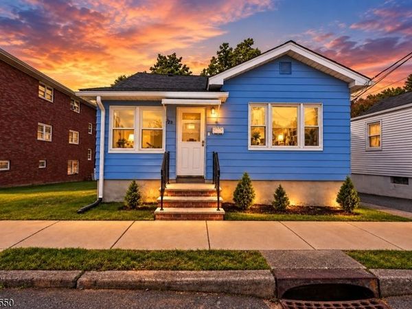 20 Wilson Ave, Totowa, NJ 07512