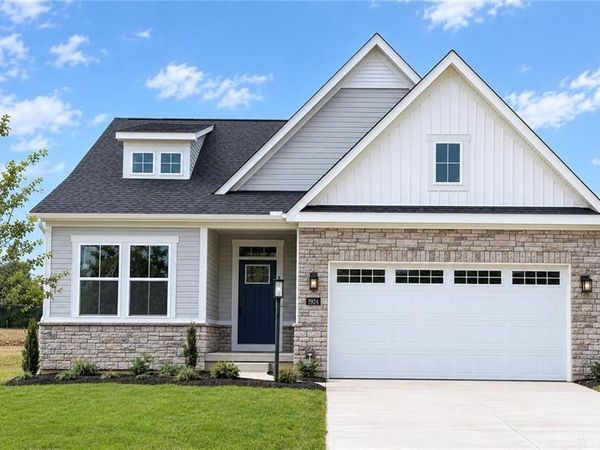 1924 Wildflower, Fairborn, OH 45324