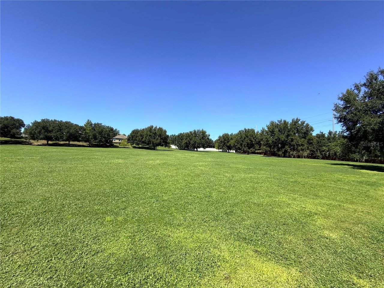 2769 Limerick Circle , Grand Island, FL 32735 Photo