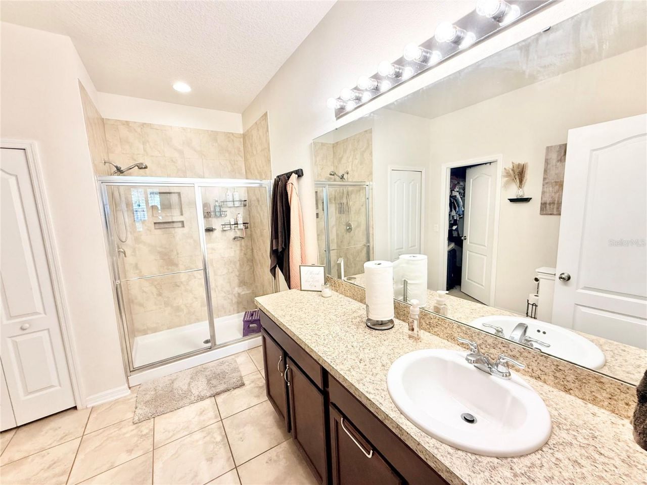 2769 Limerick Circle , Grand Island, FL 32735 Photo