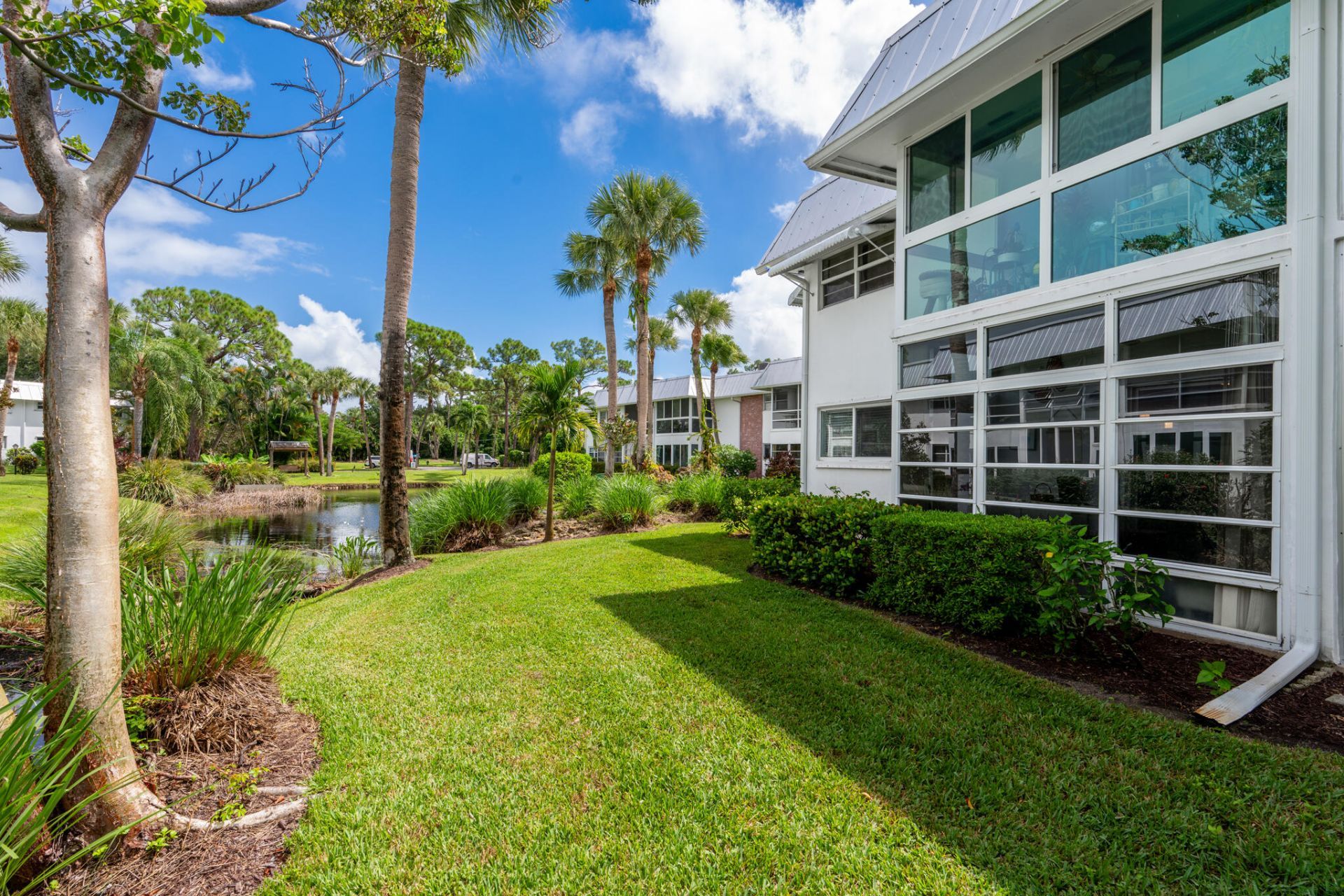 2929 SE Ocean Boulevard, Unit O1, Stuart, FL 34996 Photo
