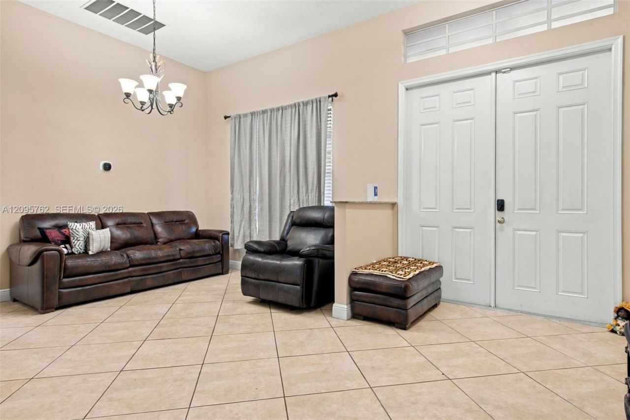 1268 SW Patricia Ave, Port Saint Lucie, FL 34953 Photo