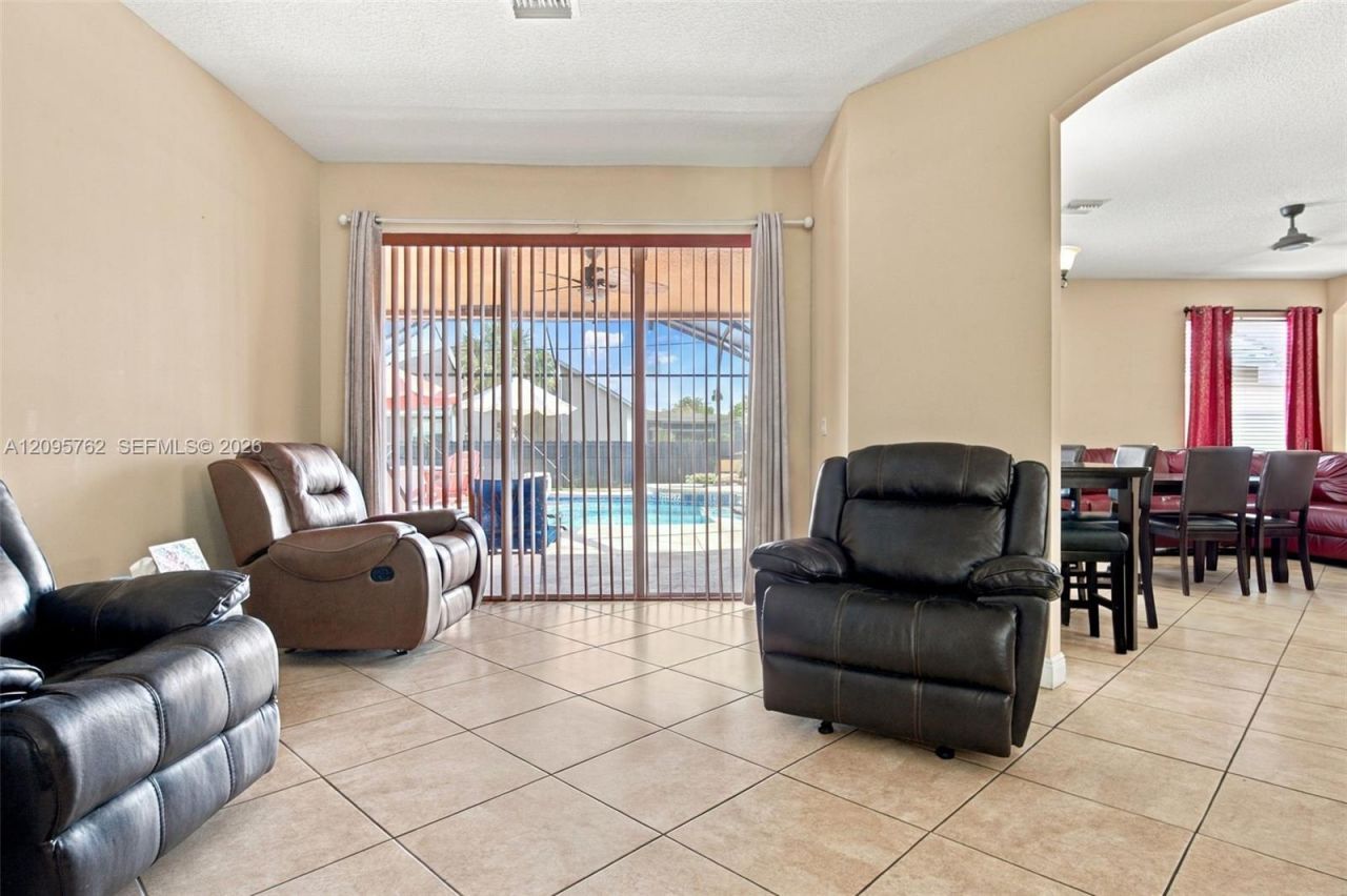 1268 SW Patricia Ave, Port Saint Lucie, FL 34953 Photo