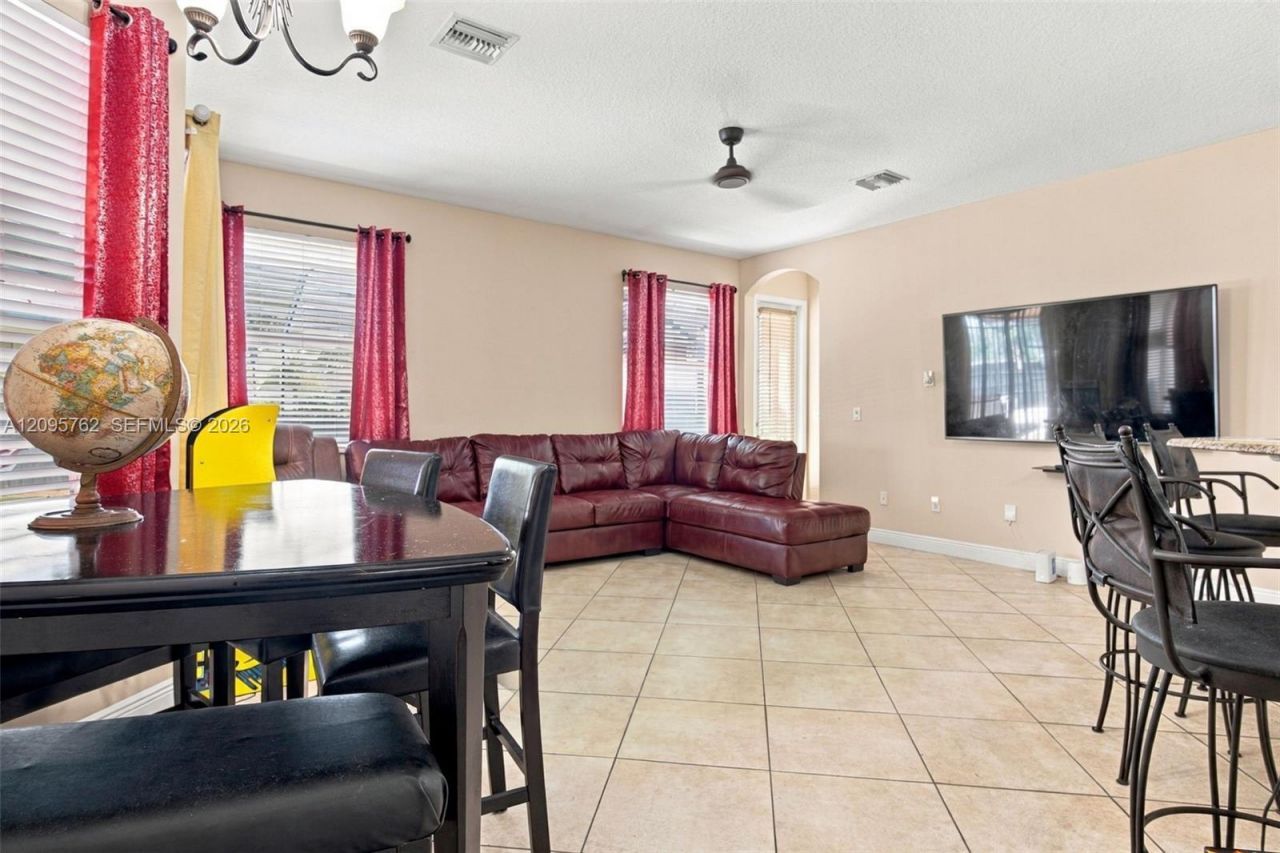 1268 SW Patricia Ave, Port Saint Lucie, FL 34953 Photo