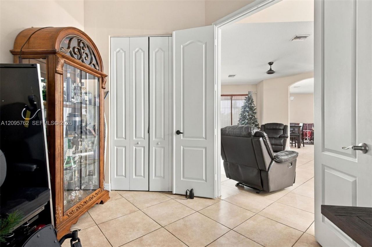 1268 SW Patricia Ave, Port Saint Lucie, FL 34953 Photo