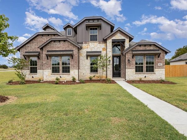 1807 Osage Court , DeSoto, TX 75115