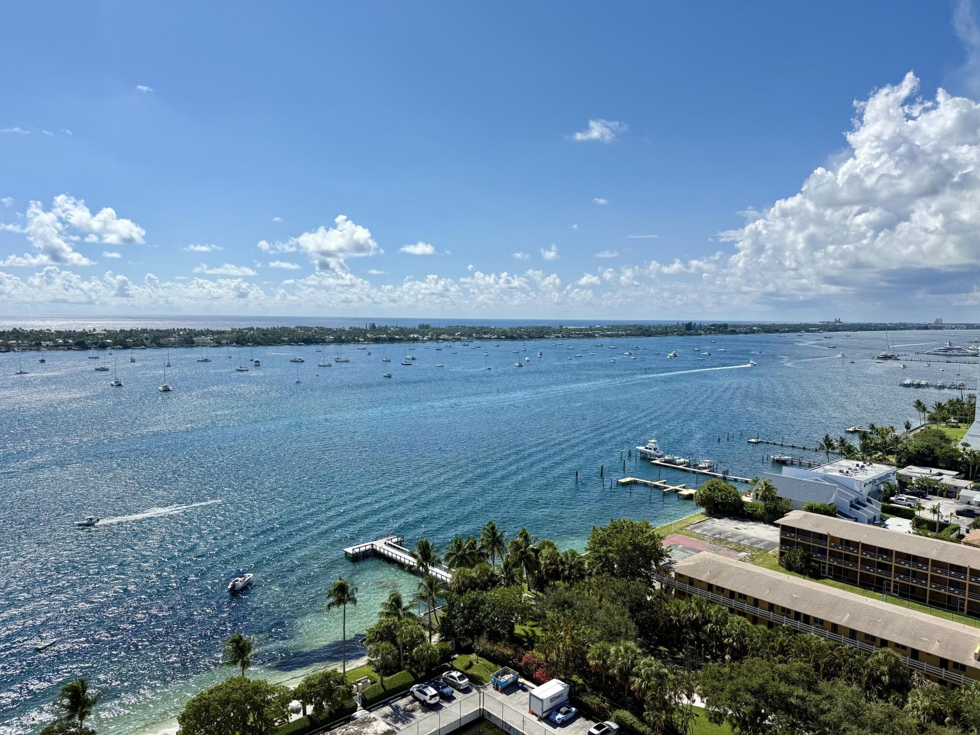 5600 N Flagler Drive, Unit 1904, West Palm Beach, FL 33407 Photo