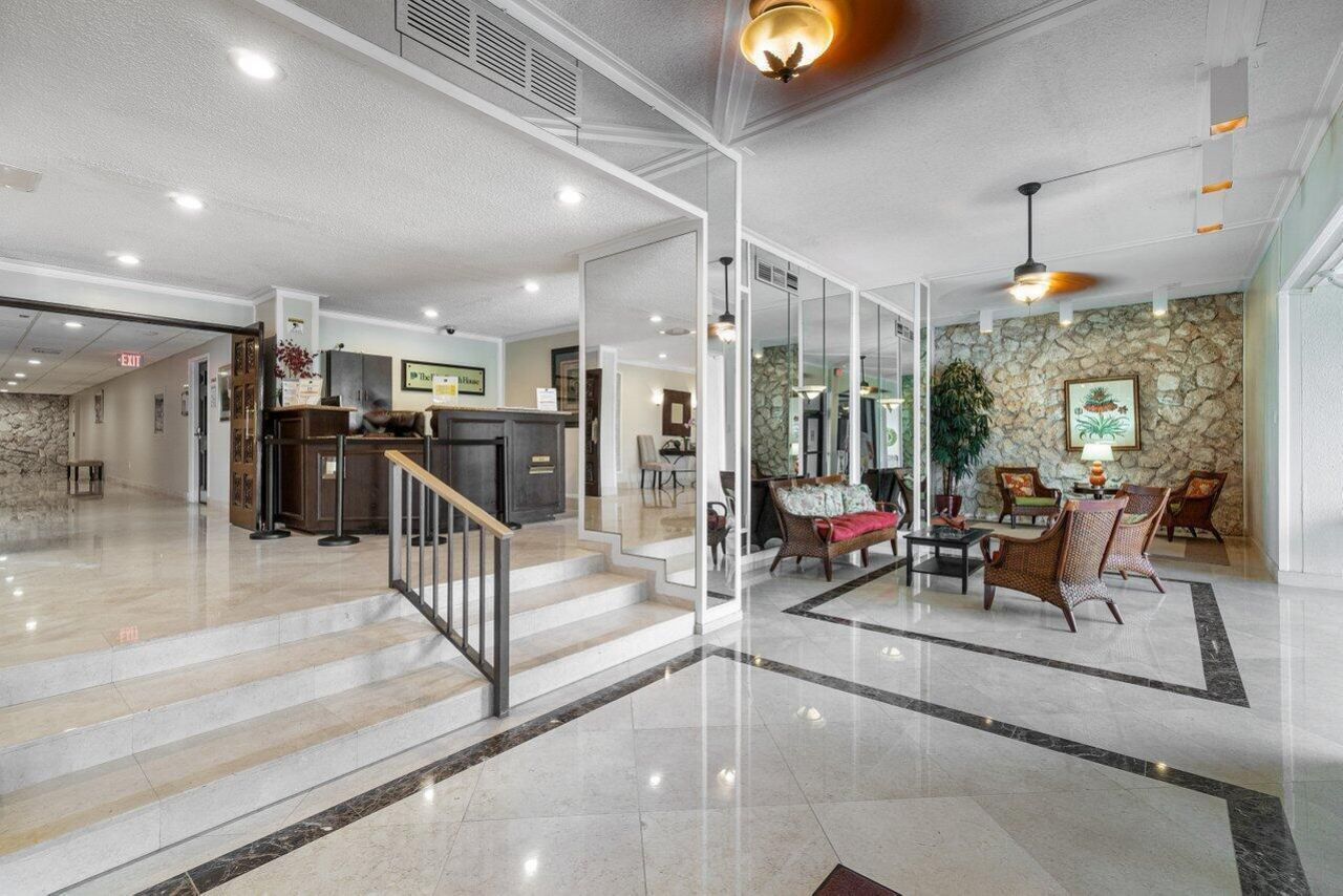 5600 N Flagler Drive, Unit 1904, West Palm Beach, FL 33407 Photo