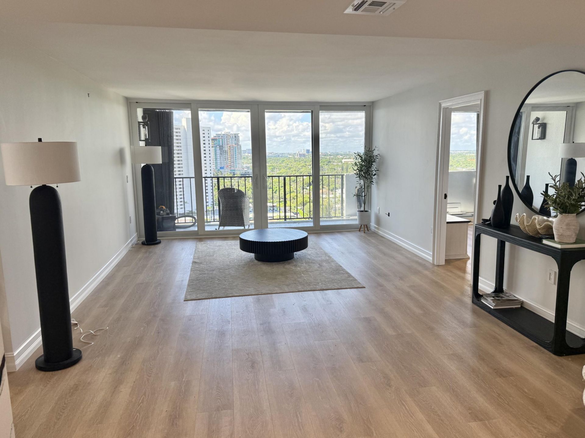 5600 N Flagler Drive, Unit 1904, West Palm Beach, FL 33407 Photo