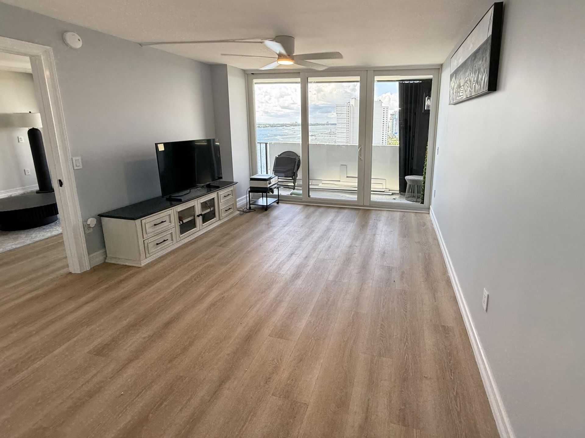 5600 N Flagler Drive, Unit 1904, West Palm Beach, FL 33407 Photo