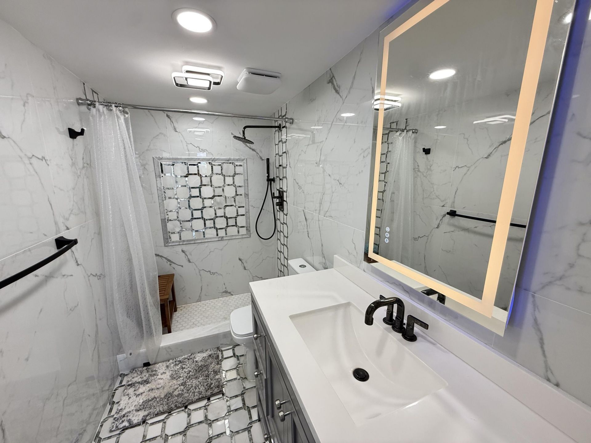 5600 N Flagler Drive, Unit 1904, West Palm Beach, FL 33407 Photo