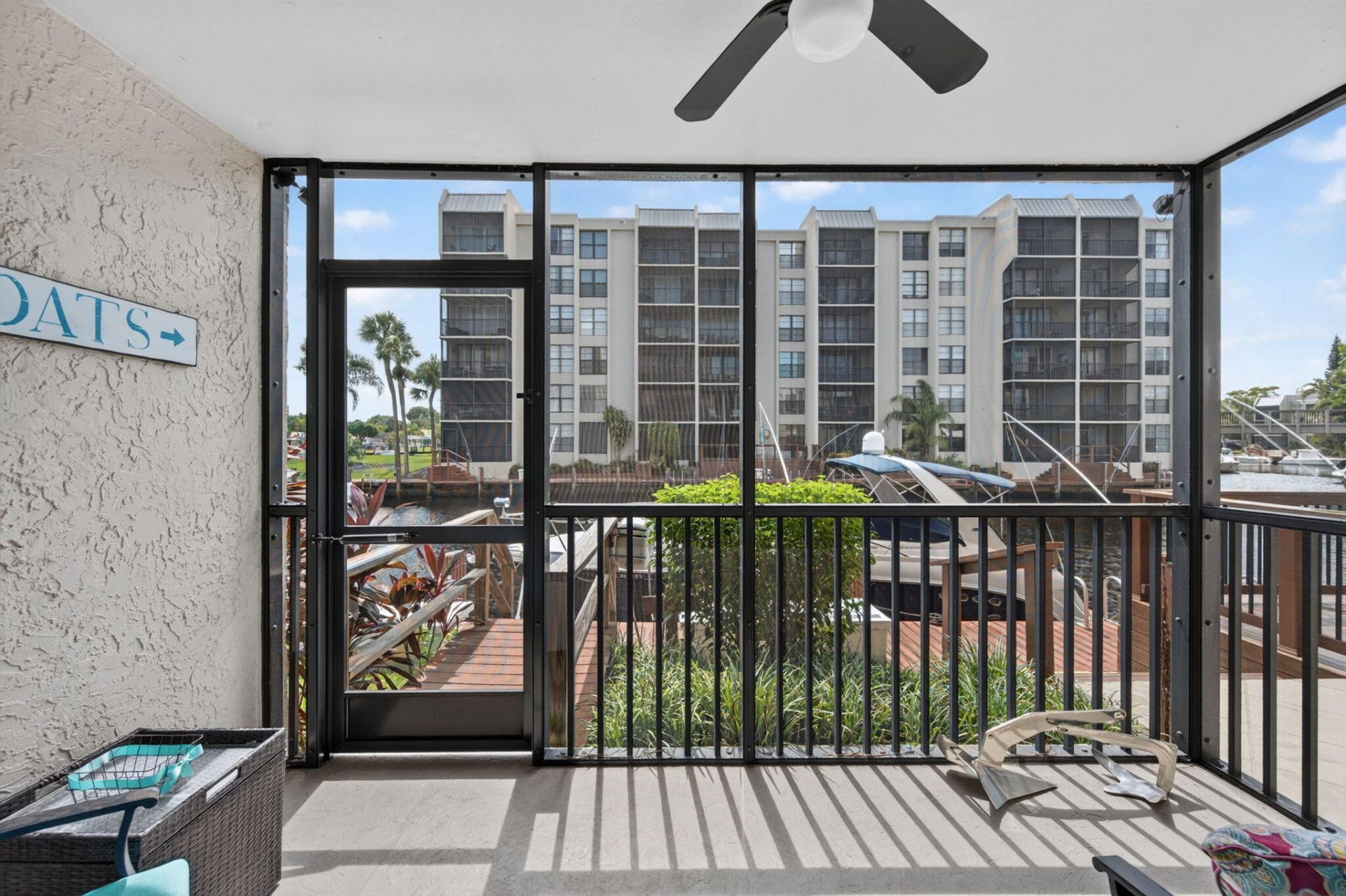 8 Royal Palm Way, Unit 104, Boca Raton, FL 33432 Photo