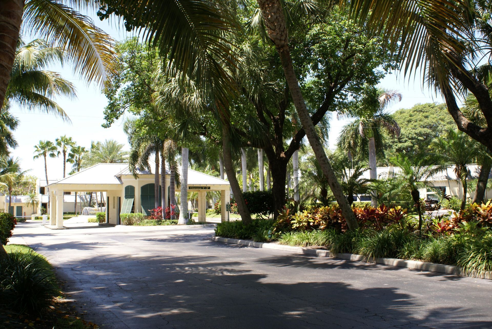8 Royal Palm Way, Unit 104, Boca Raton, FL 33432 Photo