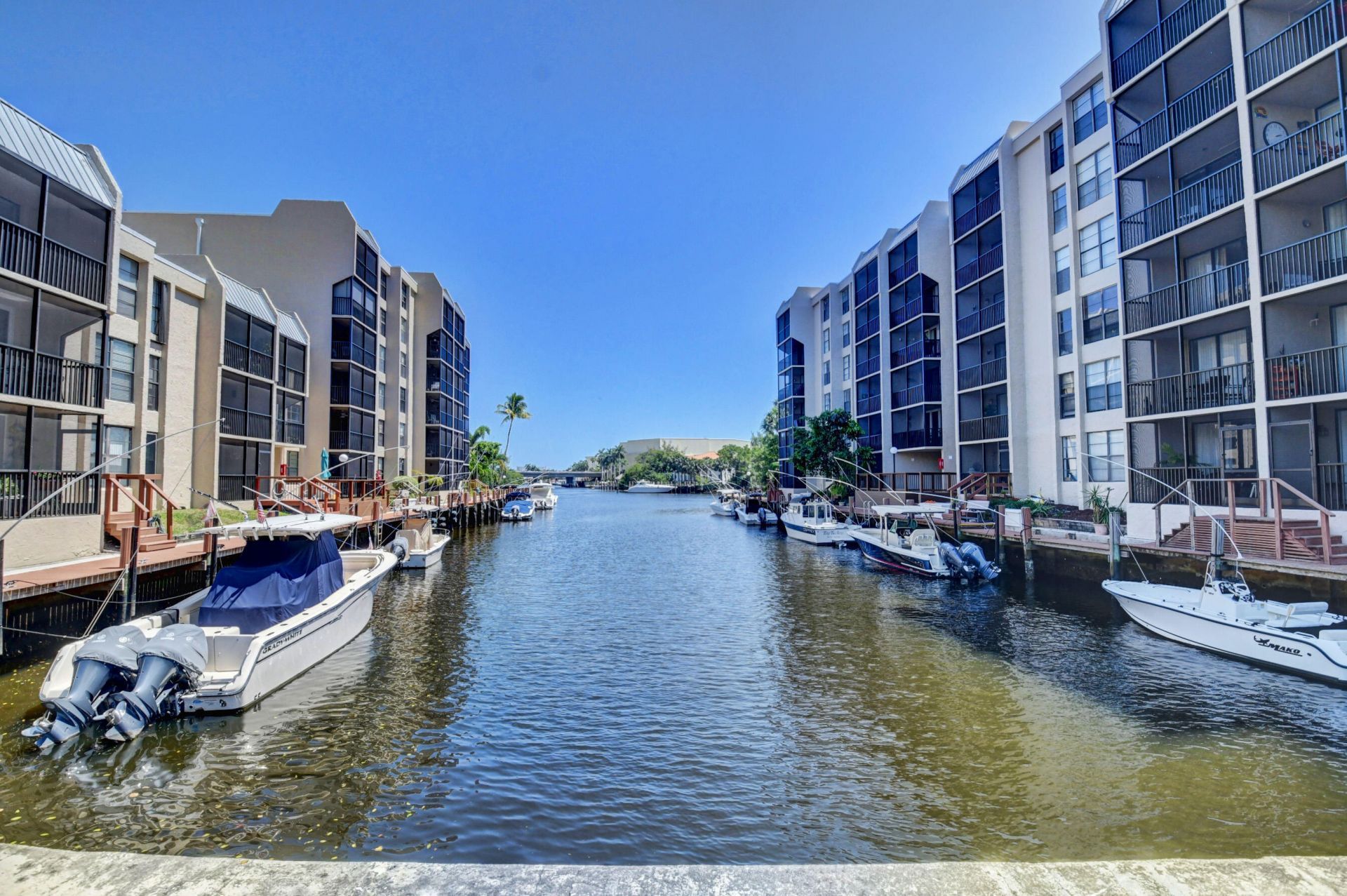 8 Royal Palm Way, Unit 104, Boca Raton, FL 33432 Photo