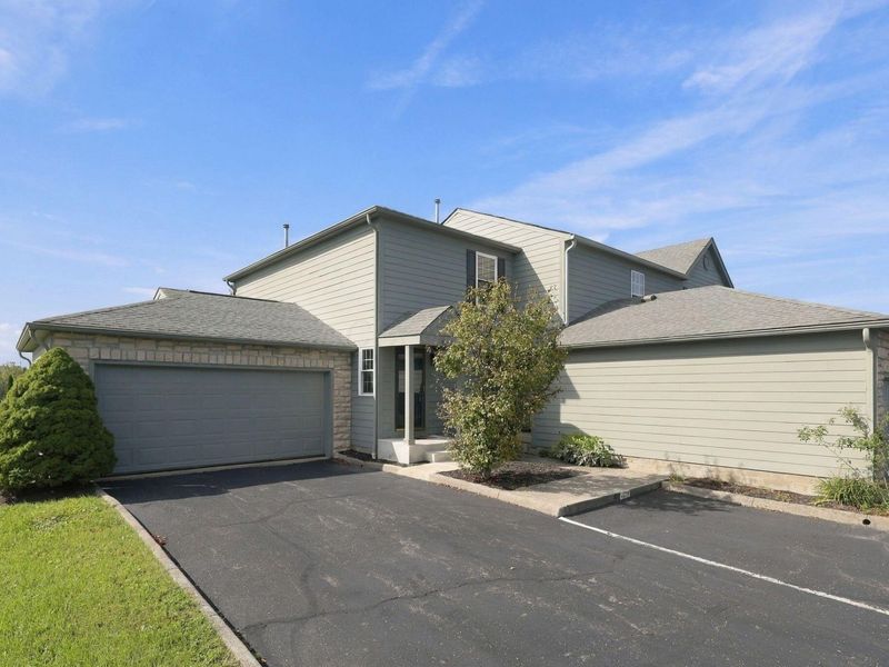4027 Blendon Grove Way, Unit 45A, Gahanna, OH 43230 Photo 2