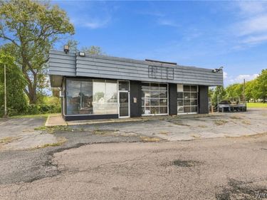 1270 Harlem Road, Buffalo, NY 14206