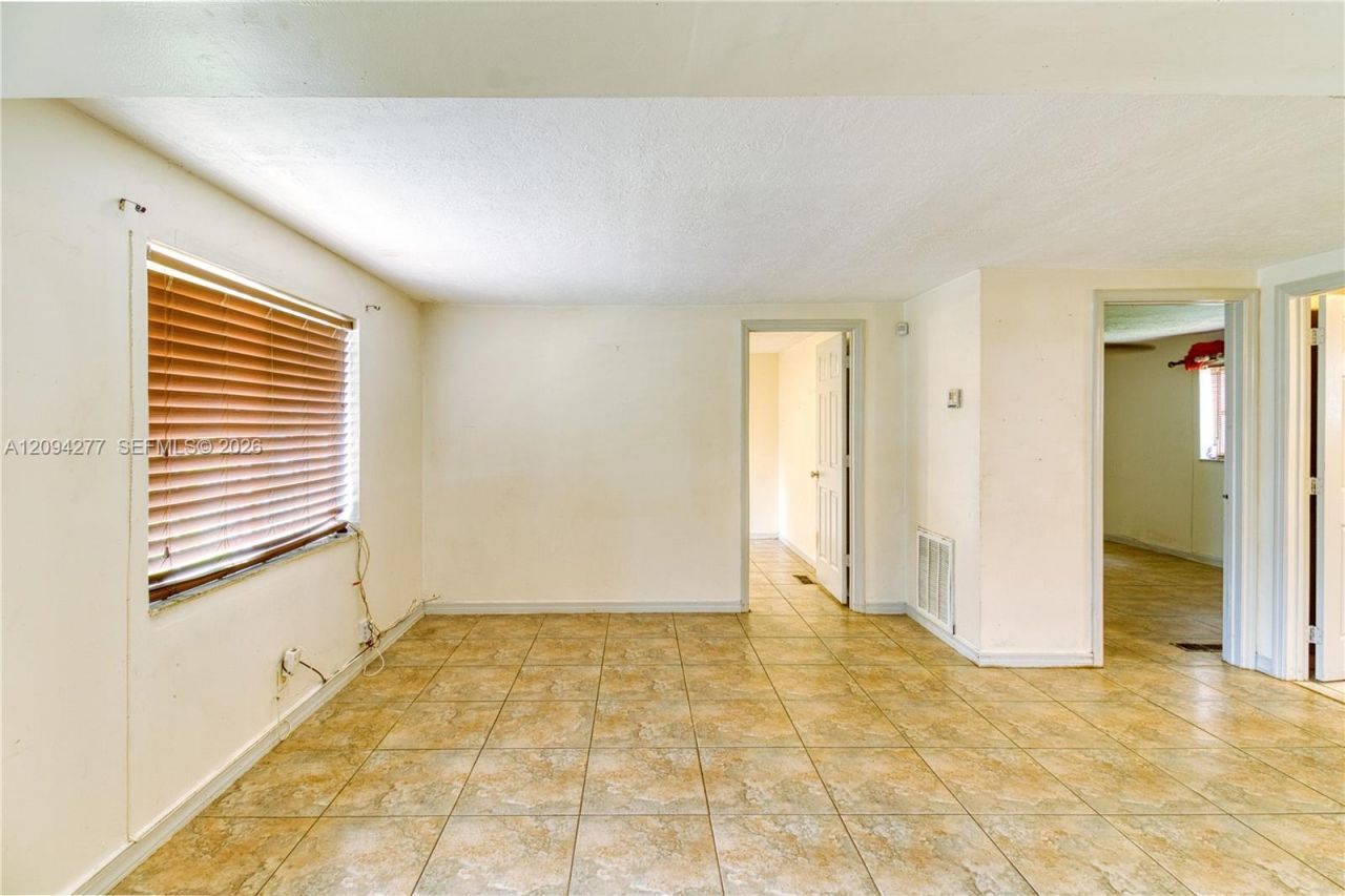 625 Columbus Pkwy, Hollywood, FL 33021 Photo