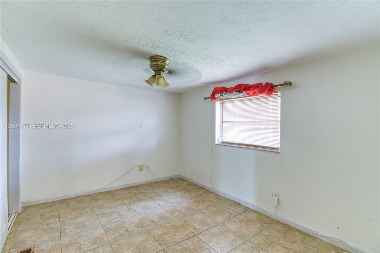 625 Columbus Pkwy, Hollywood, FL 33021 Photo