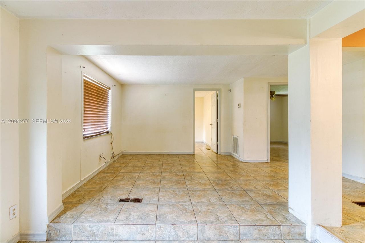 625 Columbus Pkwy, Hollywood, FL 33021 Photo