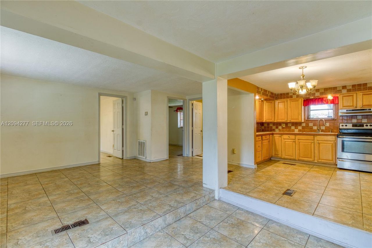 625 Columbus Pkwy, Hollywood, FL 33021 Photo