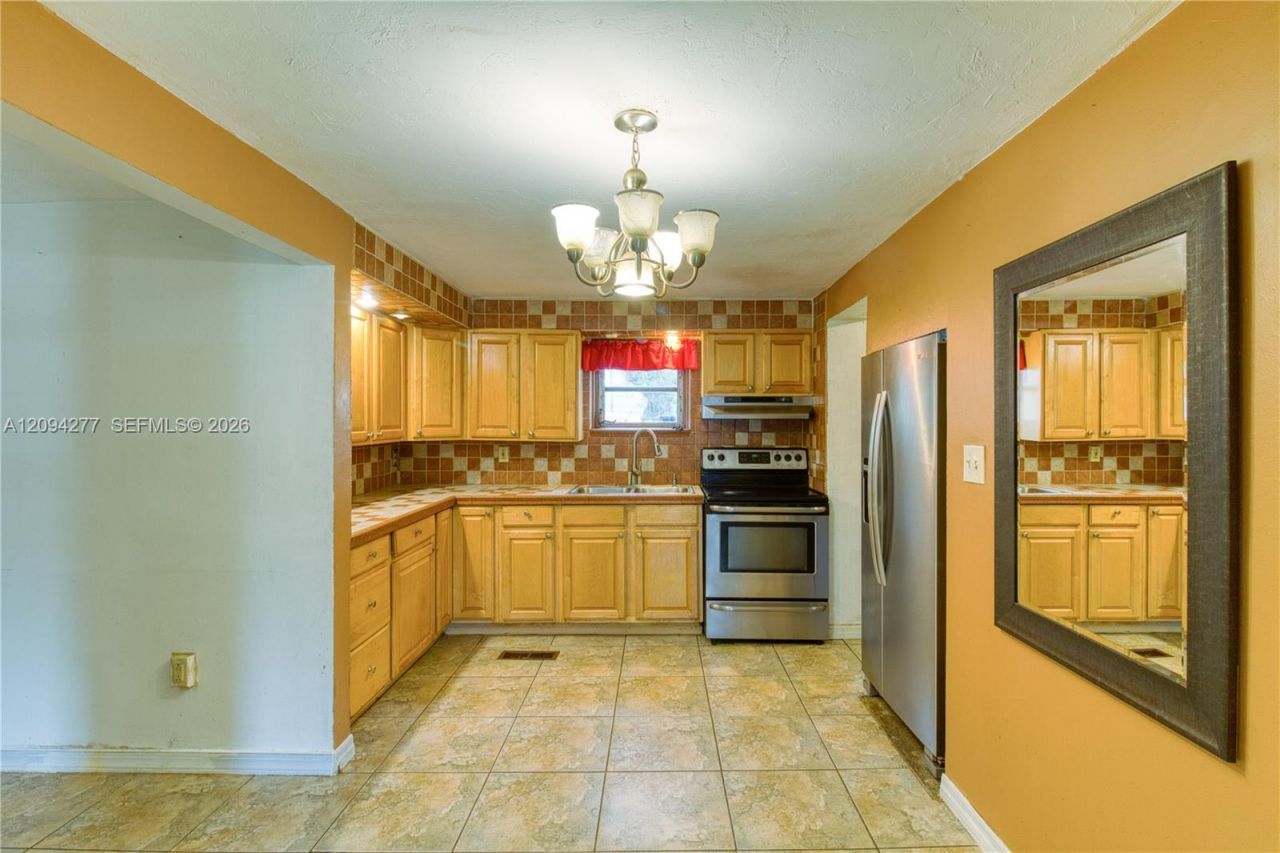 625 Columbus Pkwy, Hollywood, FL 33021 Photo