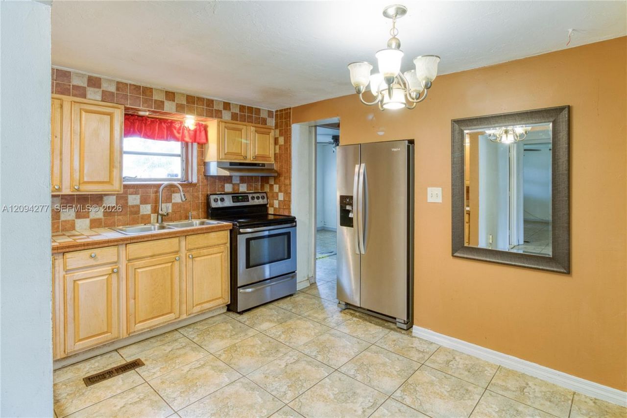 625 Columbus Pkwy, Hollywood, FL 33021 Photo