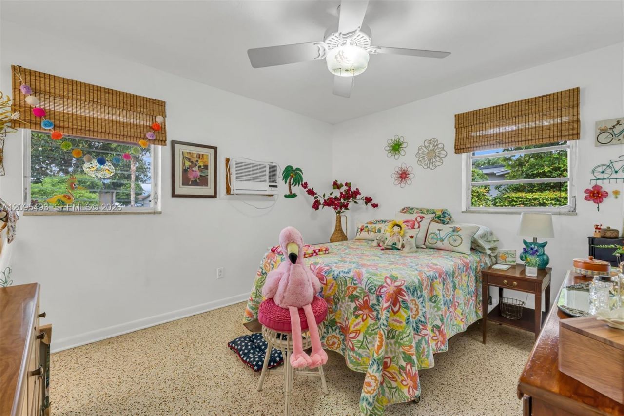 10511 SW 53rd St , Miami, FL 33165 Photo