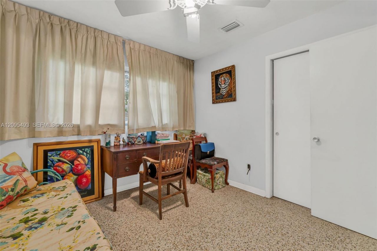 10511 SW 53rd St , Miami, FL 33165 Photo