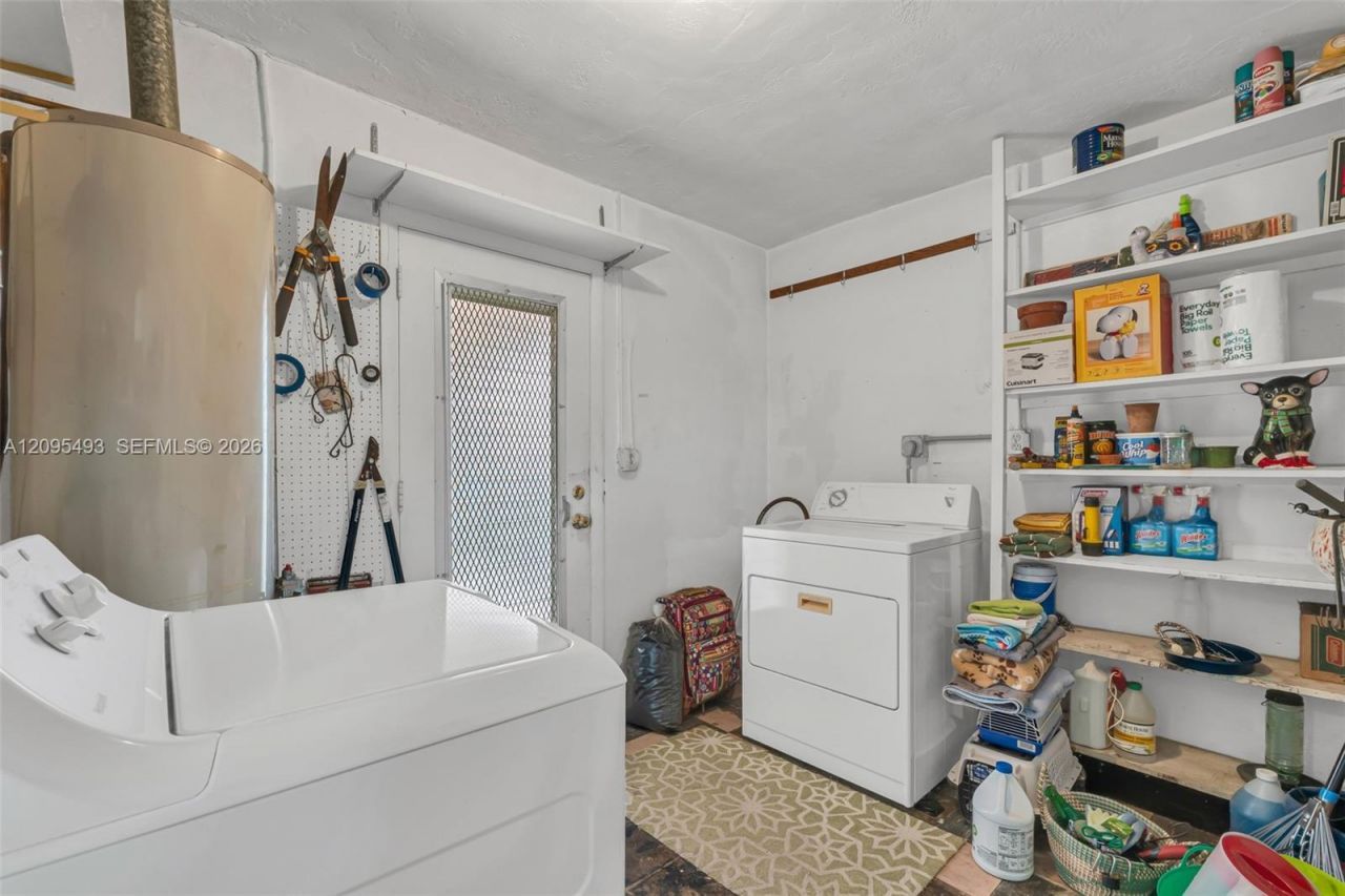 10511 SW 53rd St , Miami, FL 33165 Photo