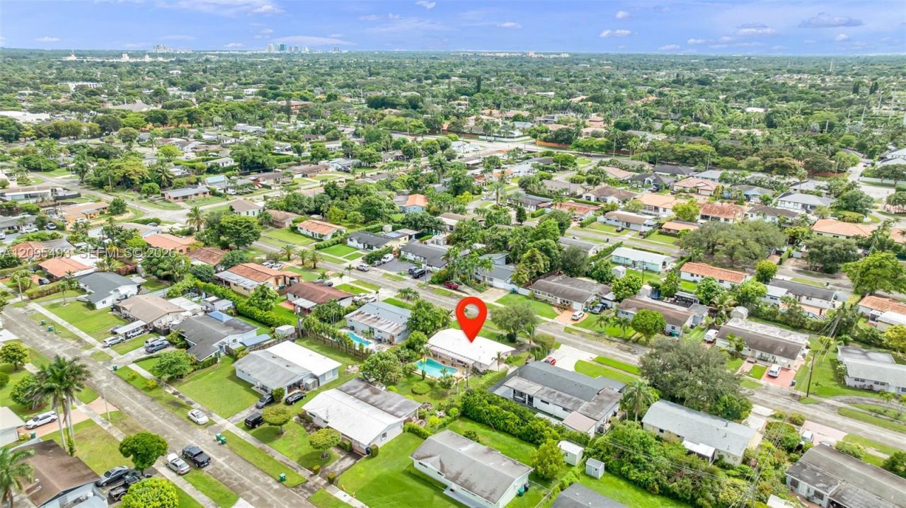 10511 SW 53rd St , Miami, FL 33165 Photo