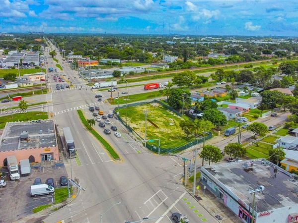 14585 NW 22nd Ave , Opa-Locka, FL 33054