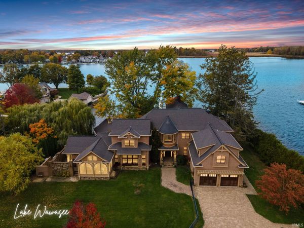 11751 N Black Point Road, Syracuse, IN 46567
